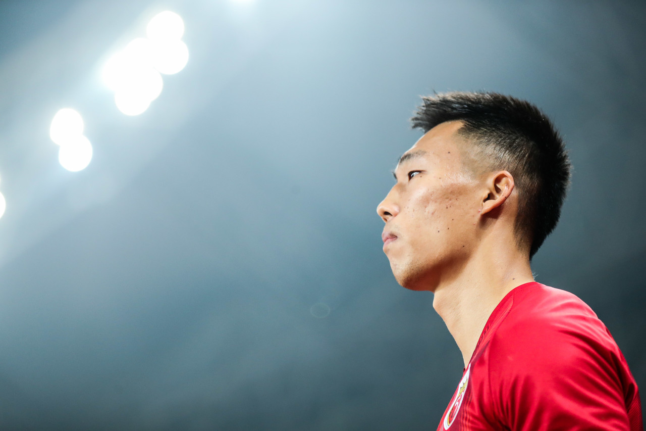 九游官网-贺惯告别海港：十年征程一生眷恋​，海港已是我青春的注脚