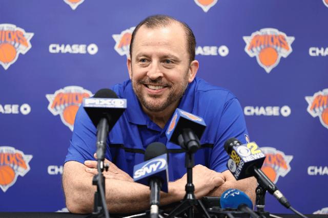 九游官网-球痴主帅“争辩”也有技巧，不针对个人让裁判服气