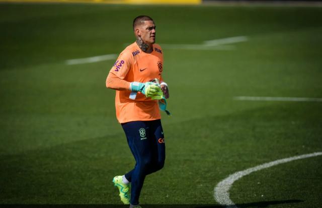 九游体育-成桑巴主力门将 在曼城活儿少 埃德松咋保持状态？