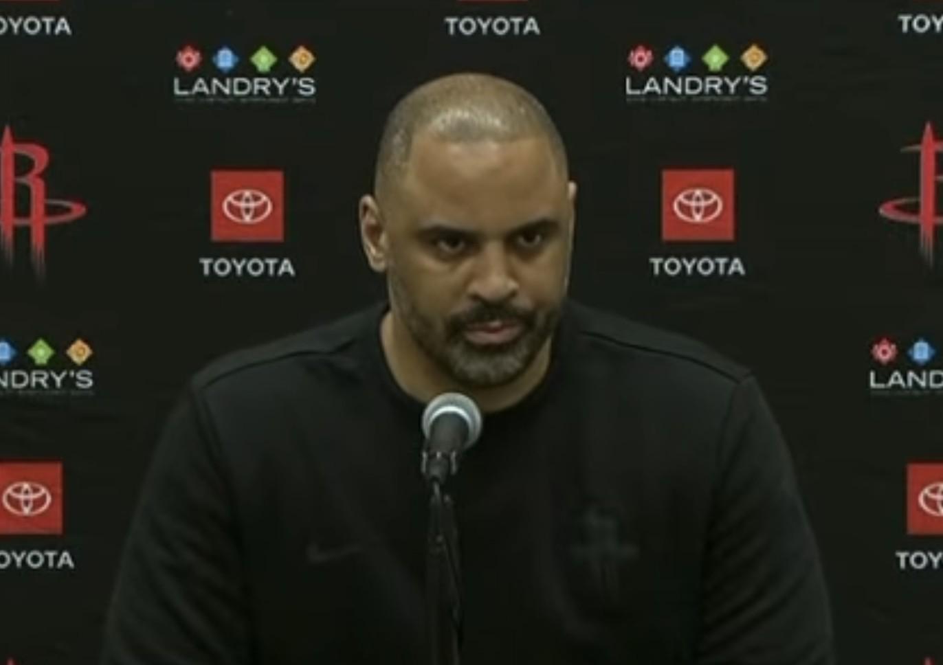 九游官网-乌度卡：开局对抗不够导致有起伏，谢泼德今晚非常有侵略性