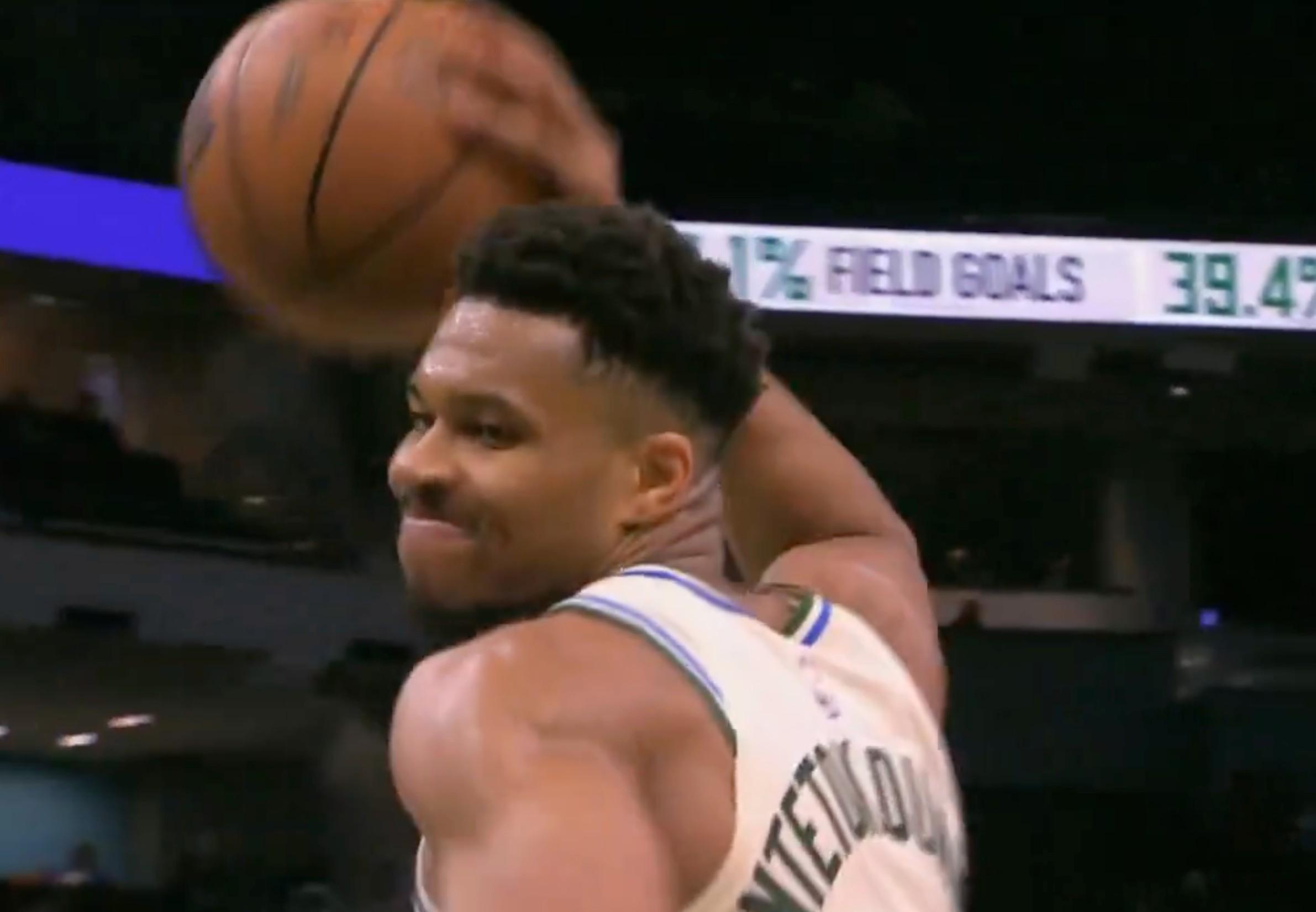 九游体育-里弗斯谈字母哥摔球：每个人都很沮丧，我宁愿他有这种情绪