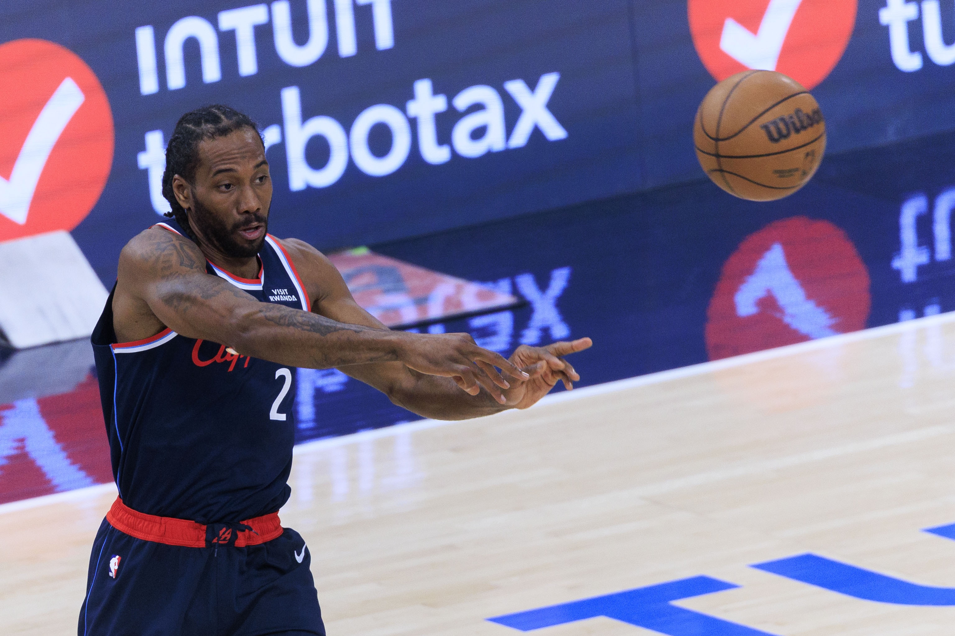 九游官网-加兰：我努力为小卡创造机会&amp;避免他被包夹 若他需休息我自己来整